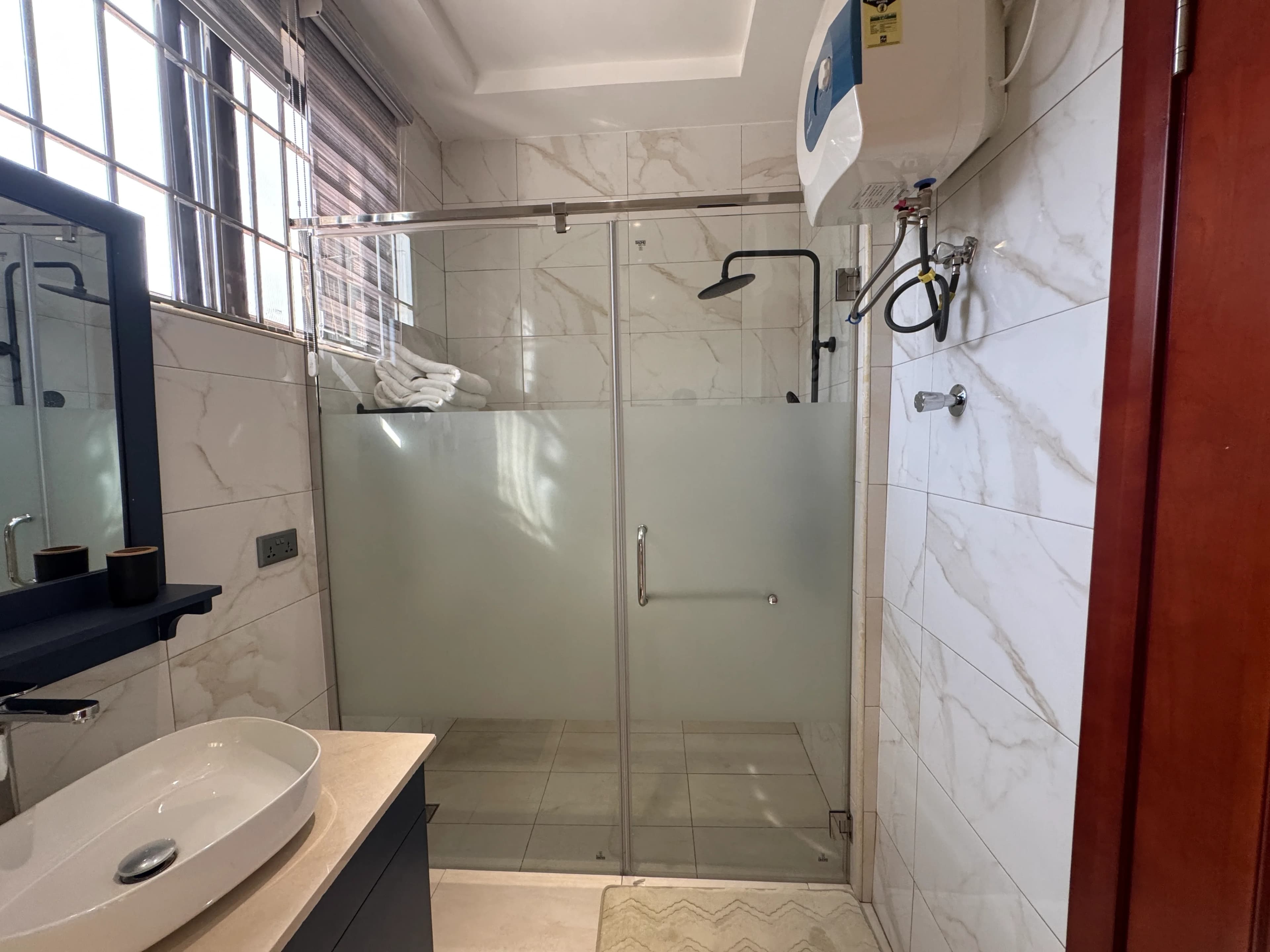 Upper Suite 2 image 1